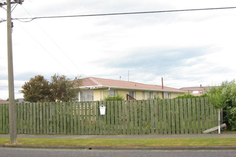 Photo of property in 20 Compton Street, Woolston, Christchurch, 8062