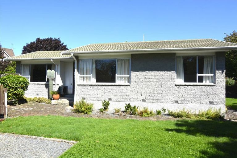 Photo of property in 90 Halswell Junction Road, Halswell, Christchurch, 8025