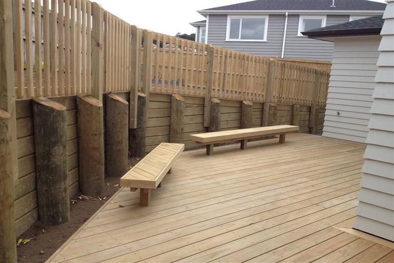 Photo of property in 50 Huntington Park Drive, Greenhithe, Auckland, 0632