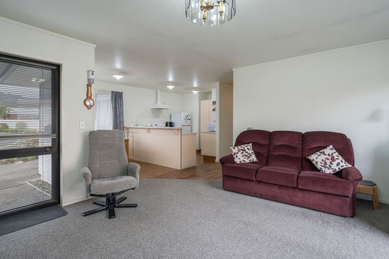 Photo of property in 12 Hawthorn Way, Richmond, 7020