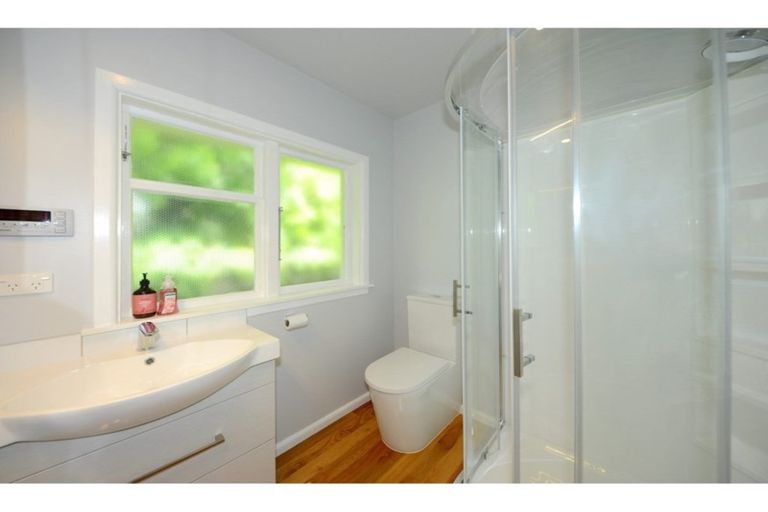 Photo of property in 13 Wallace Street, Bryndwr, Christchurch, 8053