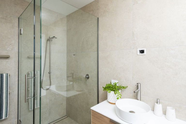 Photo of property in 23 Allan Avenue, Lytton West, 4071