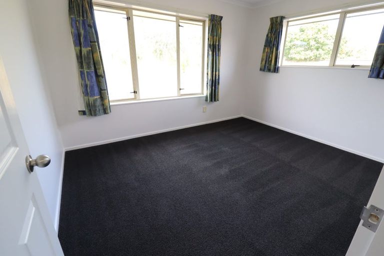 Photo of property in 8 Covent Drive, Stoke, Nelson, 7011