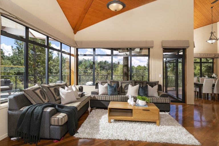 Photo of property in 91 Paremoremo Road, Lucas Heights, Auckland, 0632