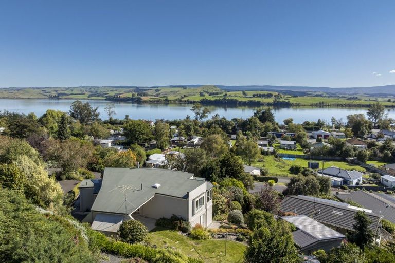 Photo of property in 19 Sandown Street, Waihola, Milton, 9073