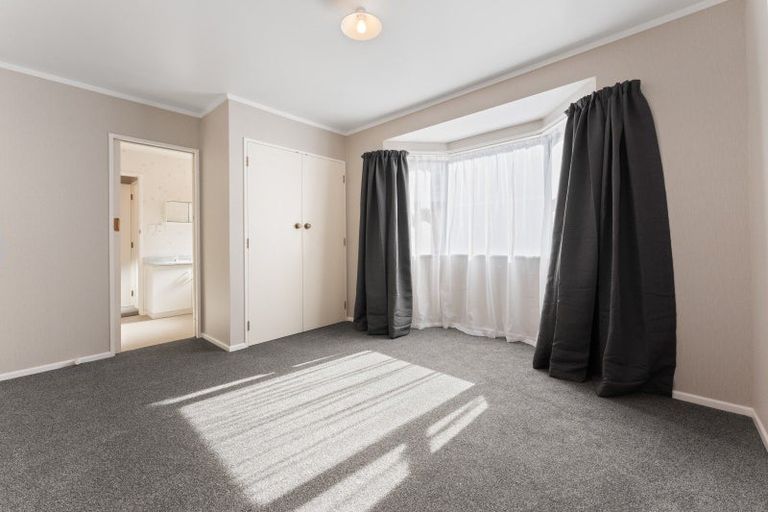 Photo of property in 128 Winchester Street, Levin, 5510