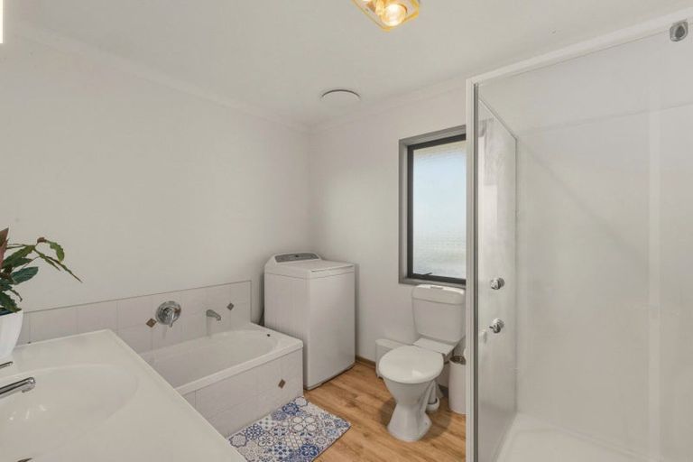 Photo of property in 1a Weka Street, Matua, Tauranga, 3110