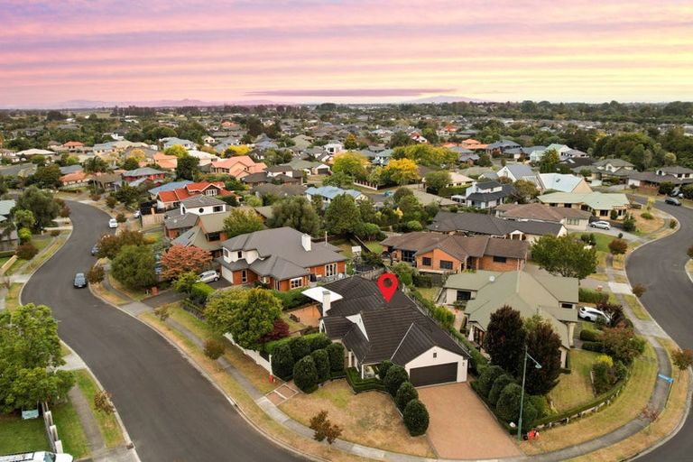 Photo of property in 28 Keswick Crescent, Huntington, Hamilton, 3210