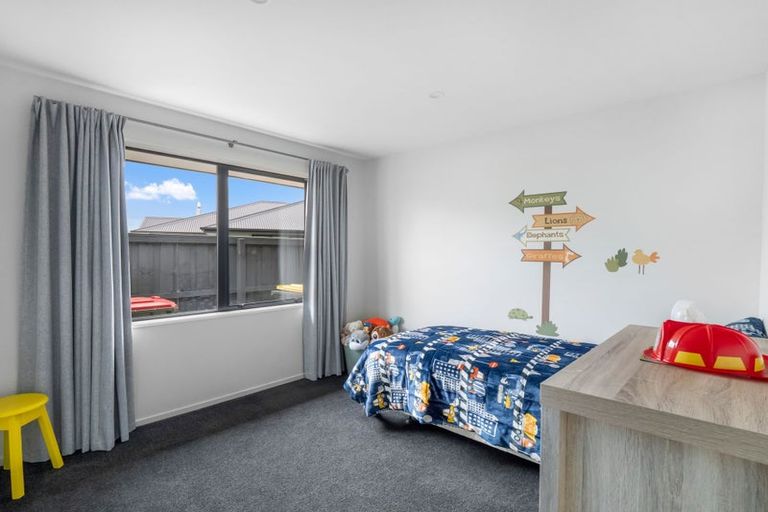 Photo of property in 92 Sunline Avenue, Lincoln, 7608