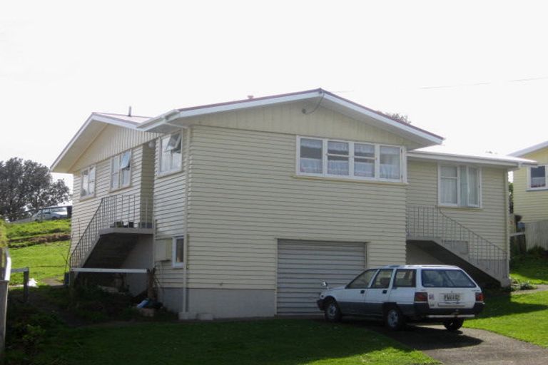 Photo of property in 18 Marama Crescent, Spotswood, New Plymouth, 4310