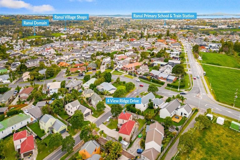 Photo of property in 4 View Ridge Drive, Ranui, Auckland, 0612