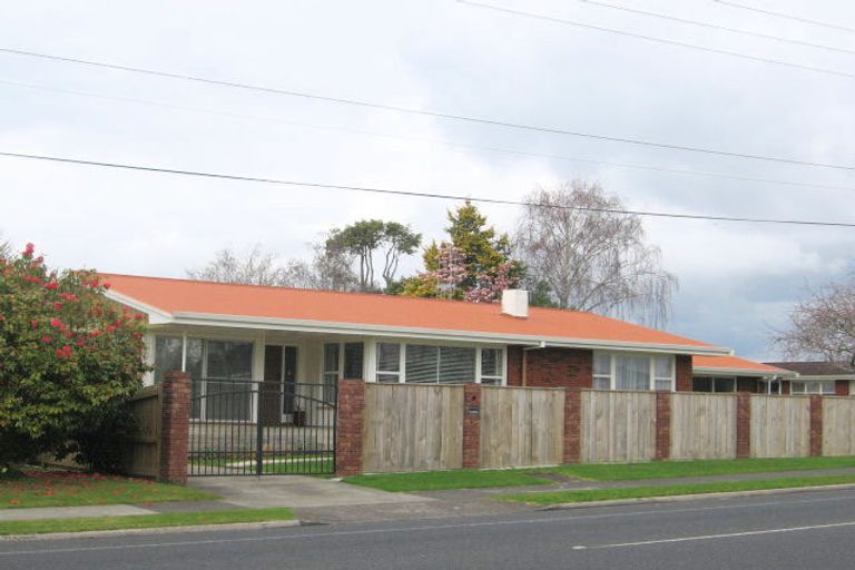 Photo of property in 437 Otumoetai Road, Otumoetai, Tauranga, 3110