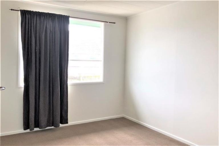 Photo of property in 26 Duggan Avenue, Mangere, Auckland, 2022