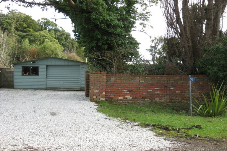 Photo of property in 18 Mahuri Road, Otatara, Invercargill, 9879