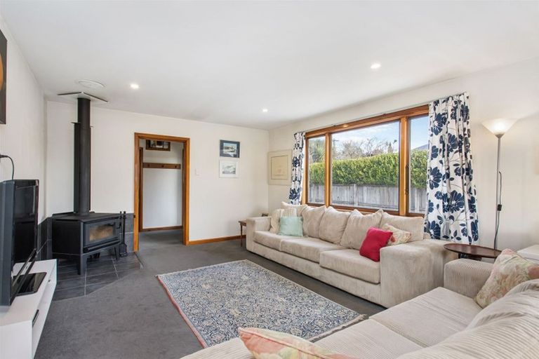 Photo of property in 13 Jennifer Street, Bryndwr, Christchurch, 8053
