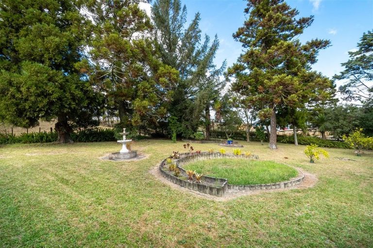 Photo of property in 58 Burns Lane, Kumeu, 0892