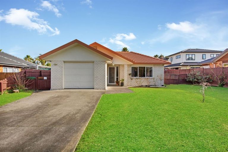 Photo of property in 3 Martin Jugum Lane, Ranui, Auckland, 0612