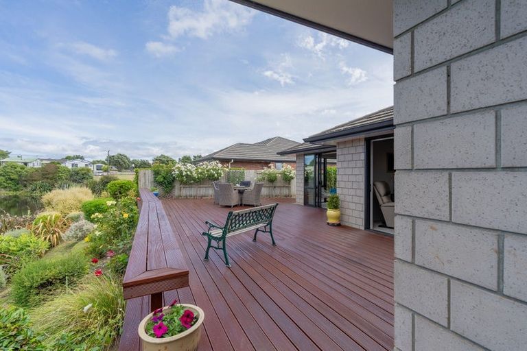 Photo of property in 81 Awatea Avenue, Paraparaumu, 5032