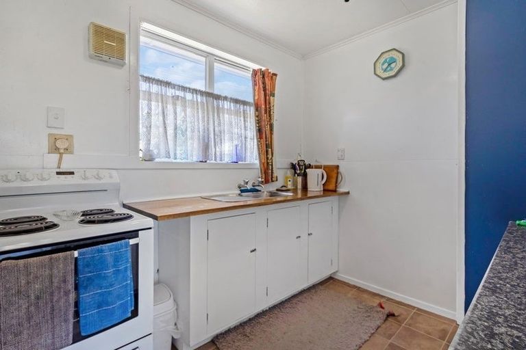 Photo of property in 63 Thatcher Street, Castlecliff, Whanganui, 4501