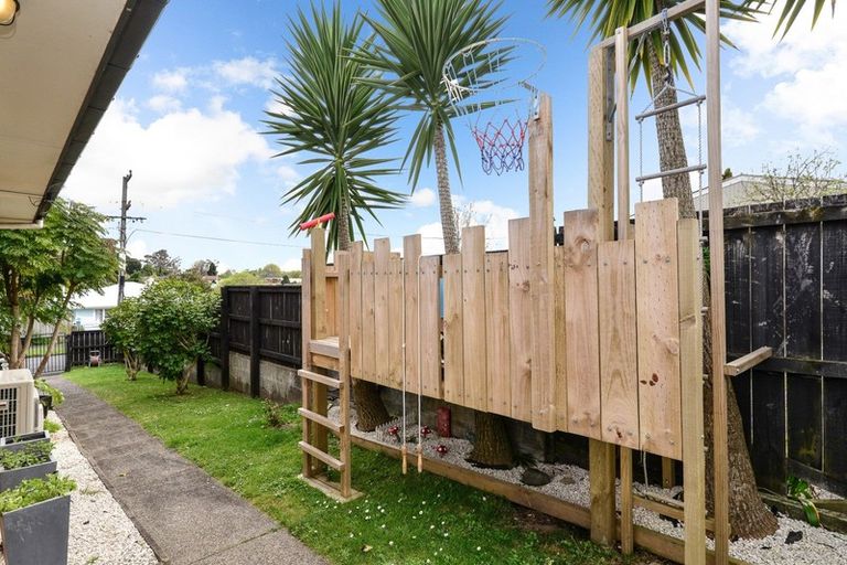 Photo of property in 99 Storey Avenue, Forest Lake, Hamilton, 3200