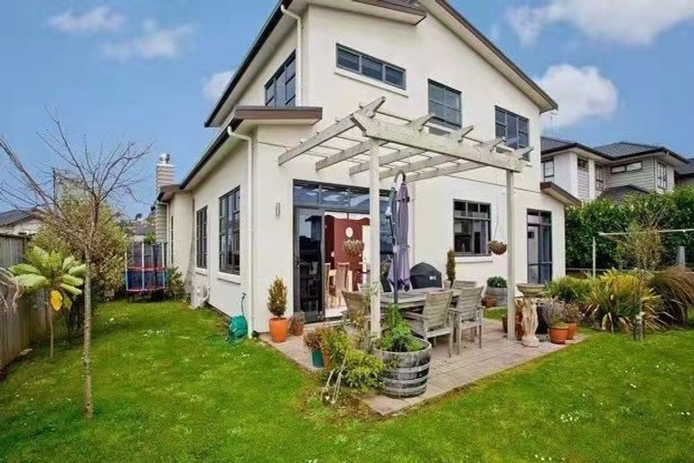 Photo of property in 37 Oakway Drive, Schnapper Rock, Auckland, 0632