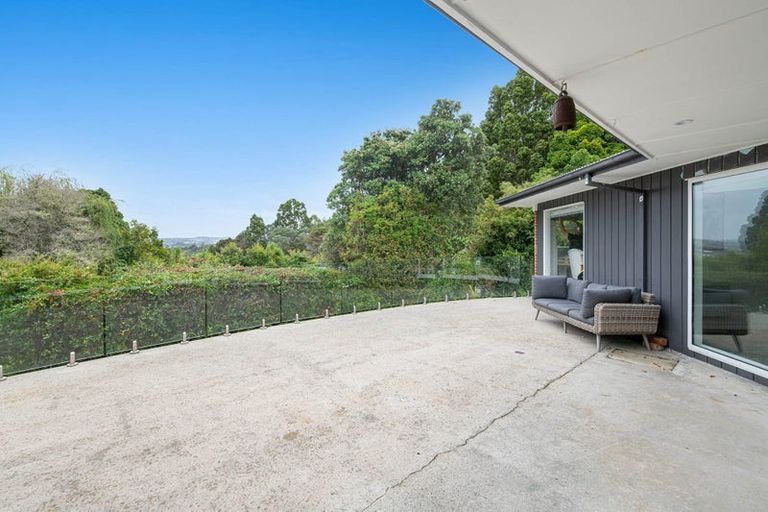 Photo of property in 6 Lancelot Road, Orewa, 0931