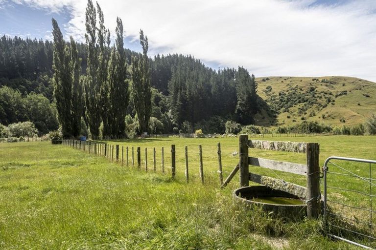 Photo of property in 1182 Opaki Kaiparoro Road, Mauriceville, Masterton, 5882