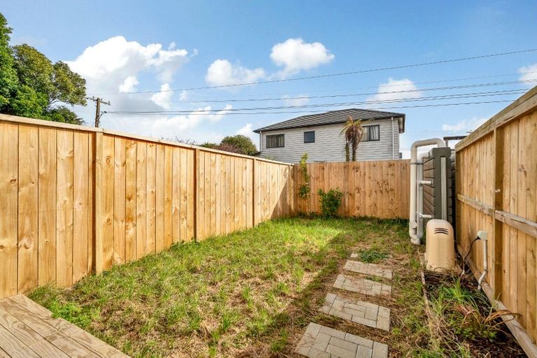 Photo of property in 8/54 Swanson Road, Henderson, Auckland, 0610