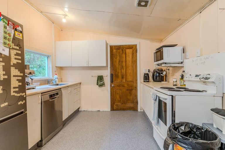 Photo of property in 100 Queen Street, North Dunedin, Dunedin, 9016