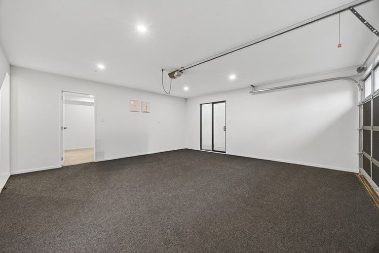 Photo of property in 27 Jandell Crescent, Bucklands Beach, Auckland, 2014
