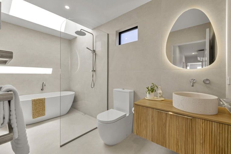 Photo of property in 6a Opotoru Road, Raglan, 3225