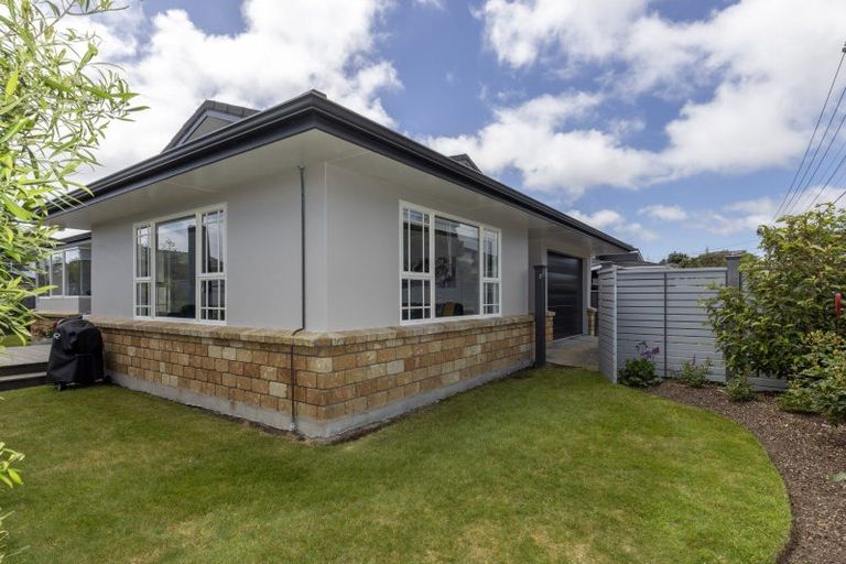 Photo of property in 5a Nathan Avenue, Paraparaumu Beach, Paraparaumu, 5032