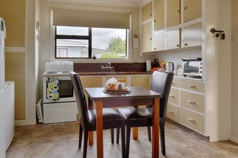 Photo of property in 33 Clyde Street, Gore, 9710