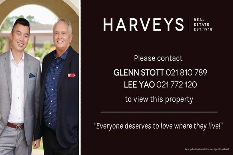 Photo of property in 6 Gaede Terrace, Sunnyvale, Auckland, 0612