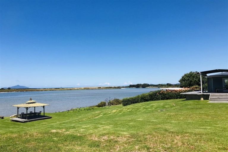 Photo of property in 249 Cove Road, Waipu, 0582