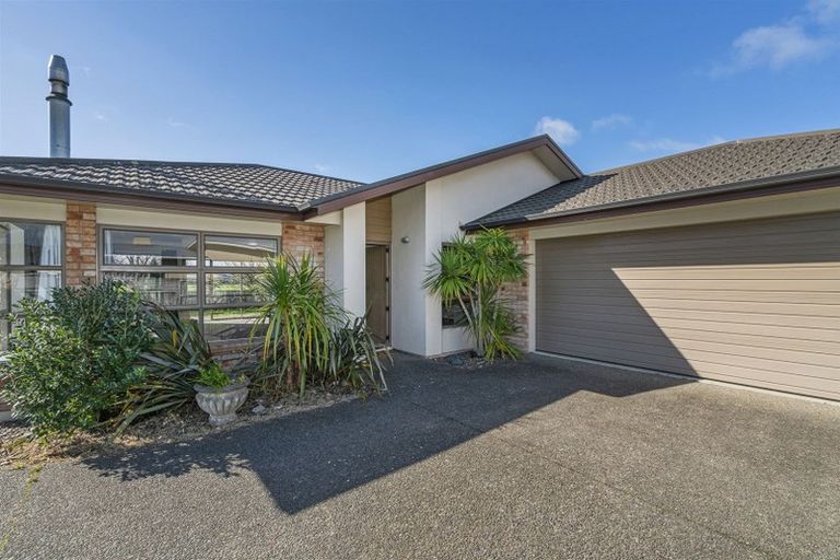 Photo of property in 48 Carina Way, Whitianga, 3510