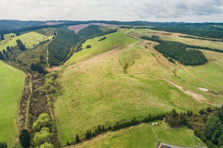 Photo of property in 13 Mission Downs Lane, Loburn, 7472