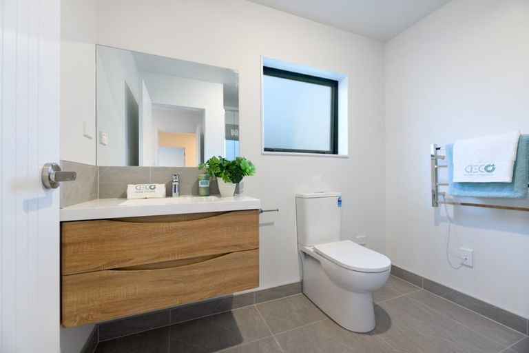 Photo of property in 26b Universal Drive, Henderson, Auckland, 0610