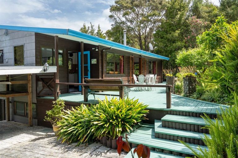 Photo of property in 23 Scoresby Street, Opua, 0200