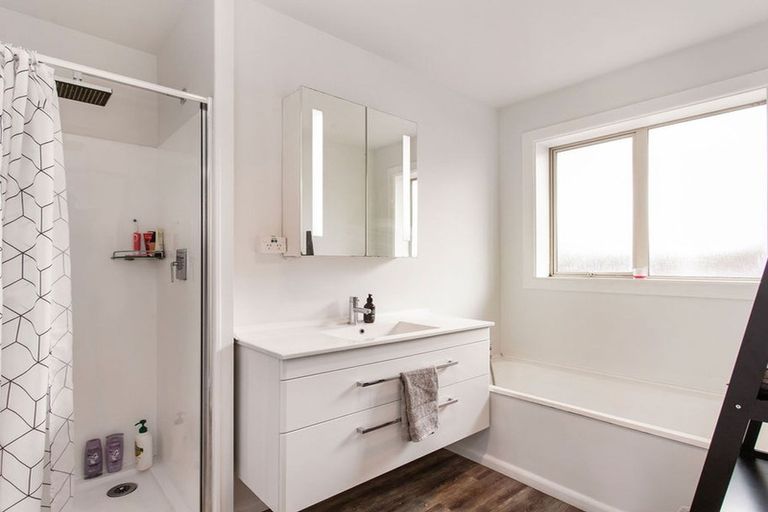 Photo of property in 66 Bickerton Street, Wainoni, Christchurch, 8061