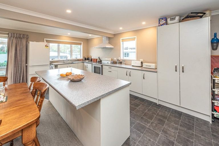 Photo of property in 12 George Street, Aramoho, Whanganui, 4500