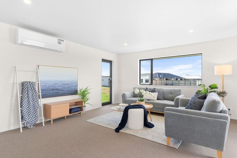 Photo of property in 12 Breton Drive, Waipu, 0510