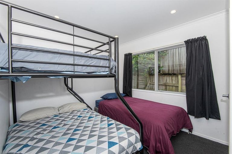 Photo of property in 2 Tua Tua Place, Baylys Beach, 0377