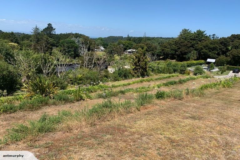 Photo of property in 323e Huia Road, Titirangi, Auckland, 0604