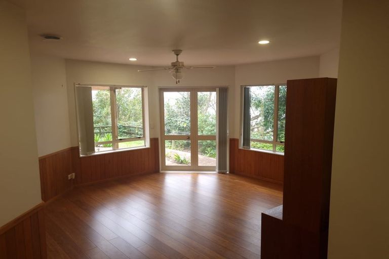 Photo of property in 1/149a Glengarry Road, Glen Eden, Auckland, 0602