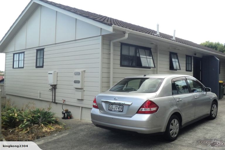 Photo of property in 8a Diosma Place, Botany Downs, Auckland, 2010