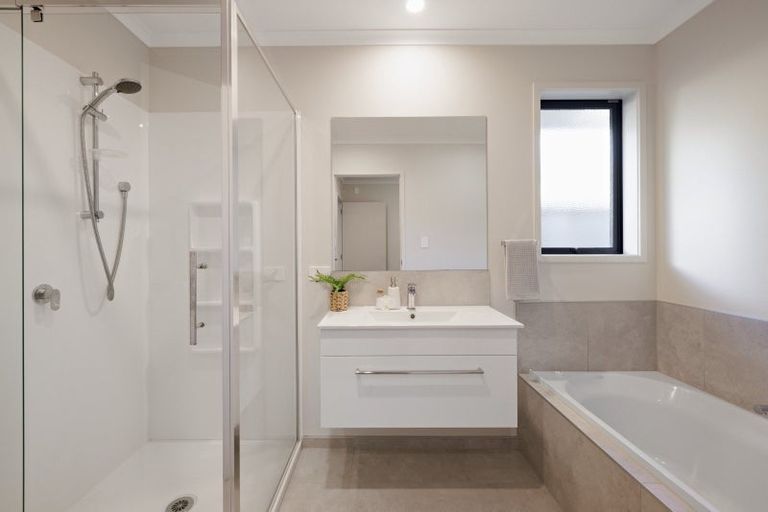 Photo of property in 30 Komata Crescent, Papamoa Beach, Papamoa, 3118