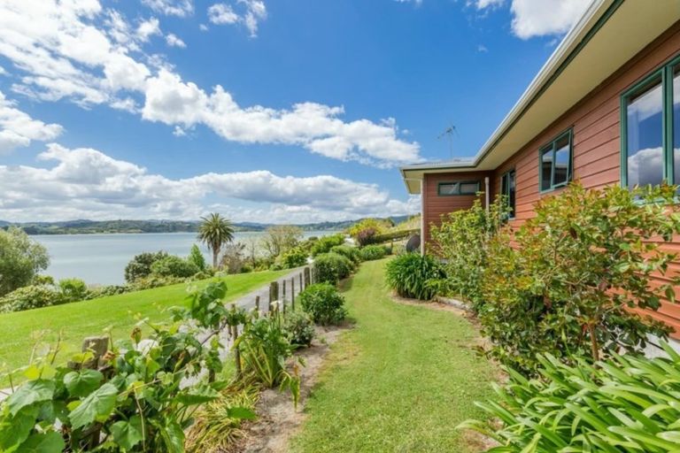 Photo of property in 2 Gundry Street, Rawene, Kaikohe, 0473