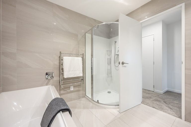 Photo of property in 2 James Mcleod Way, Silverdale, 0932