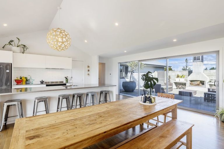 Photo of property in 470 Porangahau Road, Waipukurau, 4282